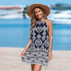 Women's Vibrant Green Halter Printed Beach Dress - Cupshe