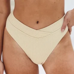 Women's Overlap High Waist Bikini Bottom - Cupshe -BLAZER GUEST 0a39389a 8904 4f4f 8c86 7131304ce679