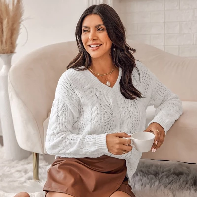 Women's Cable Knit V-Neck Sweater - Cupshe 2 Women's Cable Knit V-Neck Sweater - Cupshe - Image 2