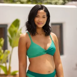 Women's Twist Bralette Bikini Top - Cupshe -BLAZER GUEST 2c735762 00da 48c3 8307 b07b95f8a458