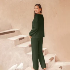 Women's Cozy Olive Green Long Sleeves Pants Pajama Sets - Cupshe