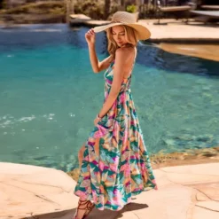 Women's Vibrant Tropical Leaf Print Maxi Dress - Cupshe