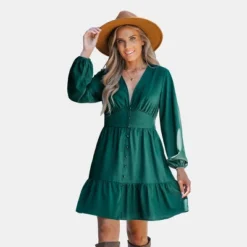Women's Emerald Button-Loop Mini Dress - Cupshe -BLAZER GUEST 3f259076 02cf 4e87 9b7f 49c67d8bfd2c