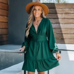 Women's Emerald Button-Loop Mini Dress - Cupshe -BLAZER GUEST 602173e6 59d0 450f af37 cbf11f17d2f1