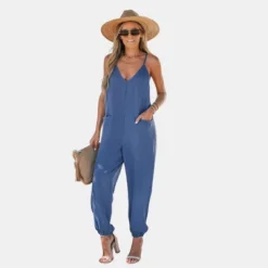Women's V-Neck Cami Jogger Jumpsuit - Cupshe -BLAZER GUEST 61702943 0074 4c63 a843 9b16d0c84ed6