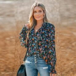 Women's Ditsy Floral Print Smocked Top - Cupshe -BLAZER GUEST 637363d4 f802 43ce 9070 847187f21414