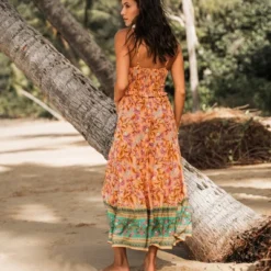 Women's Floral Paisley Smocked Maxi Dress -Cupshe 8 Women's Floral Paisley Smocked Maxi Dress -Cupshe -BLAZER GUEST 6729a328 956c 4684 8313 bfd91a76b92a