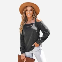 Women's Onyx Cutout Open-Shoulder Tee - Cupshe -BLAZER GUEST 6ef7eadf 43f2 444a a49f 4a4b9033286e