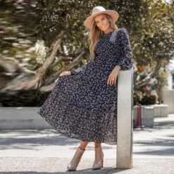 Women's Ditsy Floral Round Neck Maxi Dress - Cupshe 14 Women's Ditsy Floral Round Neck Maxi Dress - Cupshe -BLAZER GUEST 945f5288 a6cf 47c5 a535 ef29fc830670