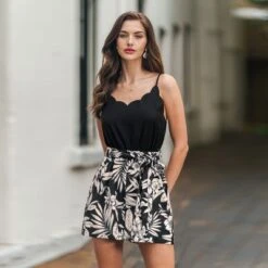 Women's Chic Floral Print Spaghetti Strap Romper - Cupshe -BLAZER GUEST 96cf1d60 b3ef 4b39 9364 4258251aae94