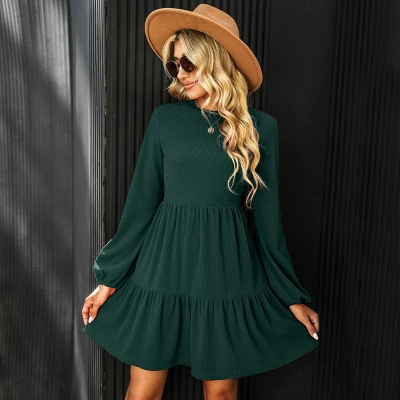 Women's Red/Green Festive Ribbed Tiered Babydoll Long Balloon Sleeves Dress - Cupshe 2 Women's Red/Green Festive Ribbed Tiered Babydoll Long Balloon Sleeves Dress - Cupshe - Image 2