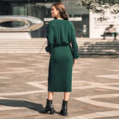 Women's Emerald Ribbed Midi Dress - Cupshe 11 Women's Emerald Ribbed Midi Dress - Cupshe -BLAZER GUEST a11f956e 4308 472f 9305 da38b0d1efe8