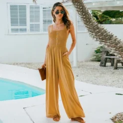 Women's Button Front Smocked Wide Leg Jumpsuit - Cupshe -BLAZER GUEST a2237b35 db26 4647 8c52 9a5e1899f84b