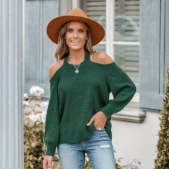 Women's Toasty Open-Shoulder Rib Sweater - Cupshe -BLAZER GUEST ab3605a9 31e7 4224 94d9 41c89583a48e