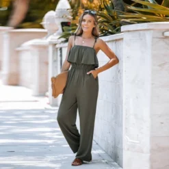 Women's Foldover Tie Strap Jumpsuit - Cupshe -BLAZER GUEST afde55fc f2db 4180 8844 376e37109c31