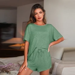Women's Cozy T-shirt & Shorts Pajama Set - Cupshe -BLAZER GUEST b006ed06 d157 4053 8718 9f88e5e02d31