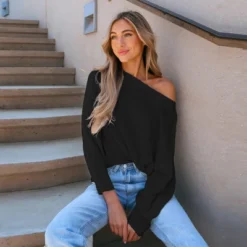 Women's Onyx Crochet One-Shoulder Sweater - Cupshe -BLAZER GUEST c31755e0 e00e 4fd4 a1ef f0513dd02437