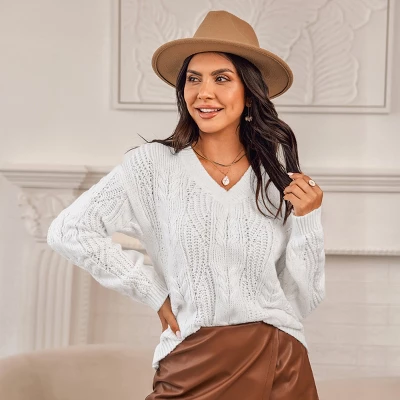 Women's Cable Knit V-Neck Sweater - Cupshe 4 Women's Cable Knit V-Neck Sweater - Cupshe - Image 4