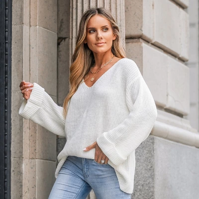 Women's Marshmallow V-Neck Sweater - Cupshe 2 Women's Marshmallow V-Neck Sweater - Cupshe - Image 2