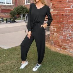 Women's Cutout V-Neck Jogger Jumpsuit - Cupshe 9 Women's Cutout V-Neck Jogger Jumpsuit - Cupshe -BLAZER GUEST cec9ca10 7a6c 47da b81c e82c04f330b2