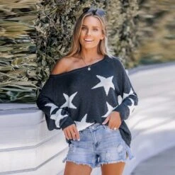 Women's Star Print One-Shoulder Sweater - Cupshe