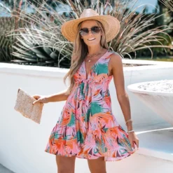 Women's Tropical Floral Print Wrap Dress With Flared Skirt - Cupshe 10 Women's Tropical Floral Print Wrap Dress With Flared Skirt - Cupshe -BLAZER GUEST d5e7aaad eb1a 4979 a89c 56cbef9693d0