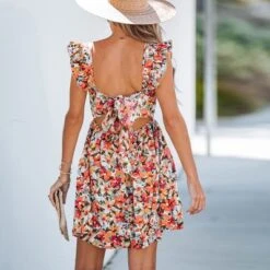 Women's Floral V-Neck Ruffled Sleeves Mini Dress - Cupshe 7 Women's Floral V-Neck Ruffled Sleeves Mini Dress - Cupshe -BLAZER GUEST d8400f6f 636a 464b b290 28aca360b7da