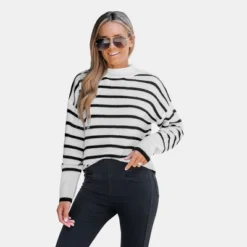 Women's Striped Turtleneck Drop Sleeve Sweater - Cupshe -BLAZER GUEST e760dff0 5ffa 46cd a394 41e7cbd07dd0