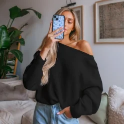 Women's Onyx Crochet One-Shoulder Sweater - Cupshe -BLAZER GUEST f19e3b8d 3e5b 40af 8763 b59ced100737